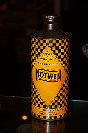 NOTWEEN OIL (Quart) - click to enlarge